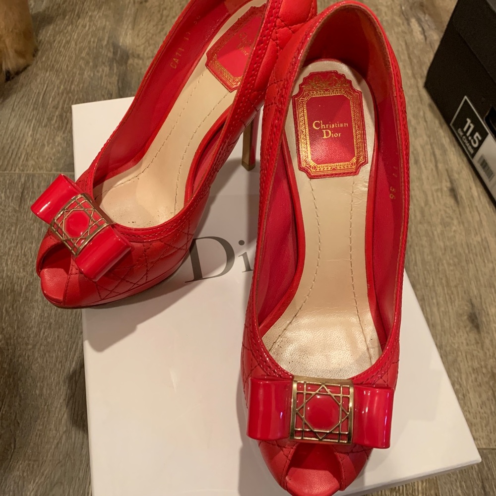 Classic Dior high heels for sale, size 36